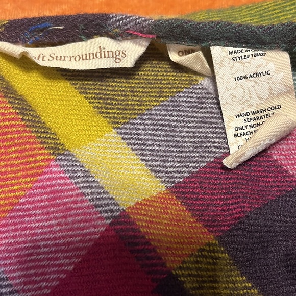 EUC Soft Surroundings Multicolored Buffalo Plaid Topper OS - Picture 3 of 5